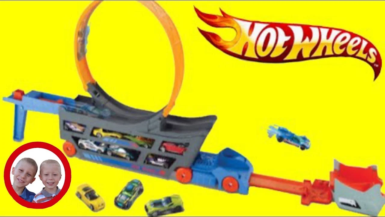 Hot wheels mobile stunt luncher unboxing with Mike and Jake