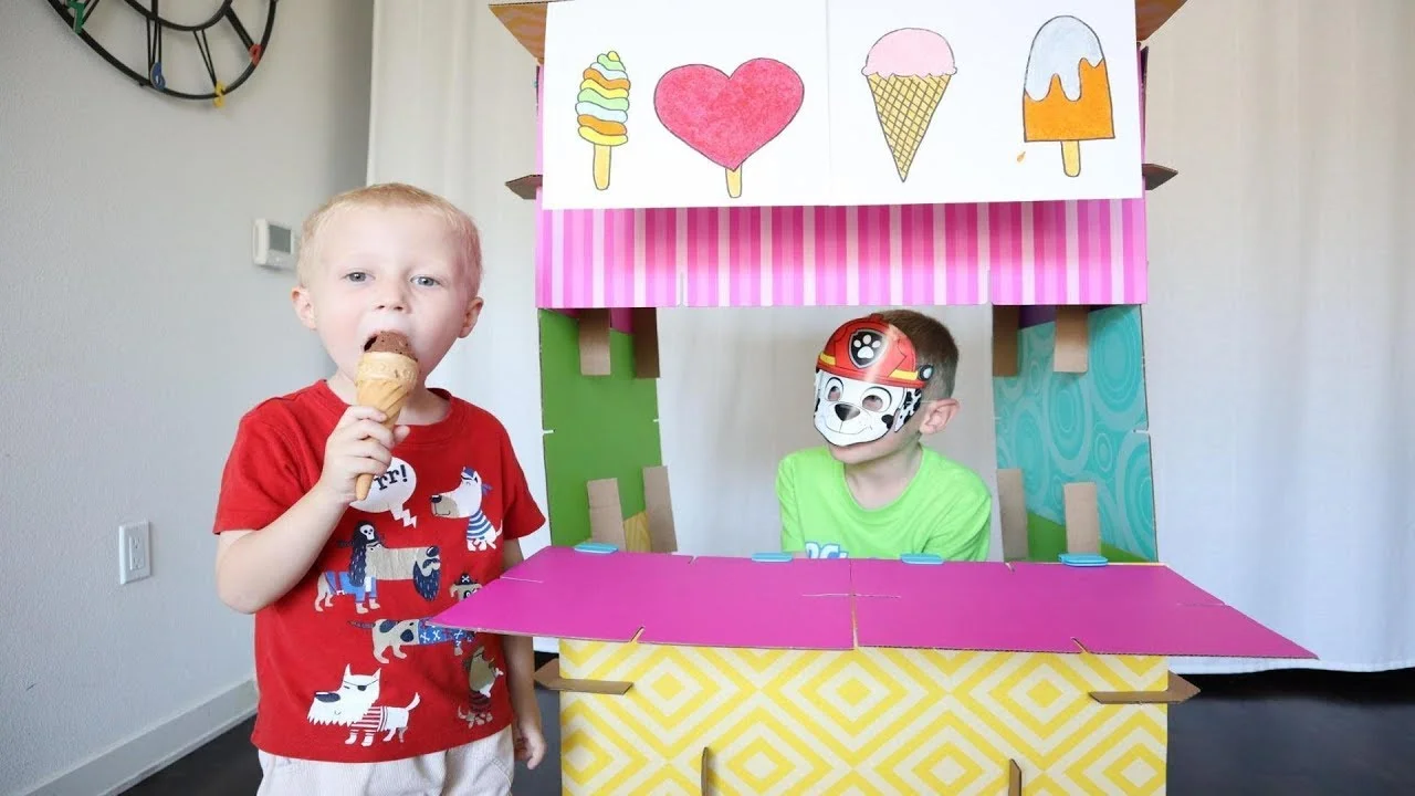 Paw Patrol Ice Cream Stand with Marshall! Pretend Play with Mike and Jake