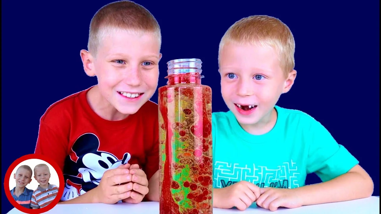 Lava Lamp DIY science experiment for kids with Mike and Jake