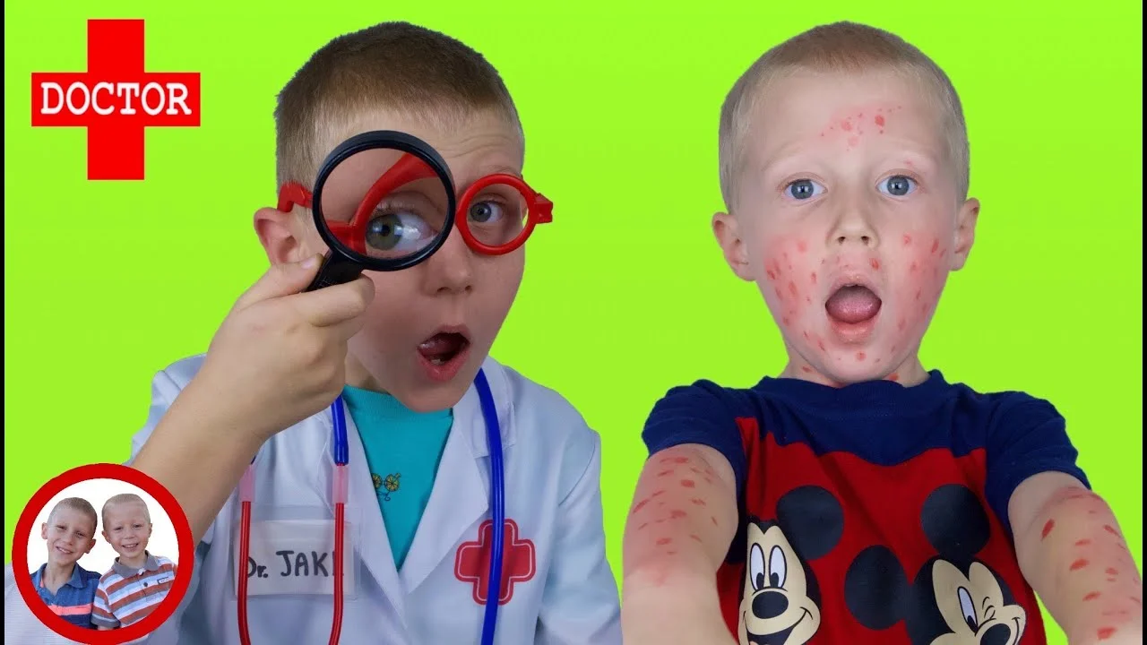 Peanut allergy! Mike and Jake pretend play
