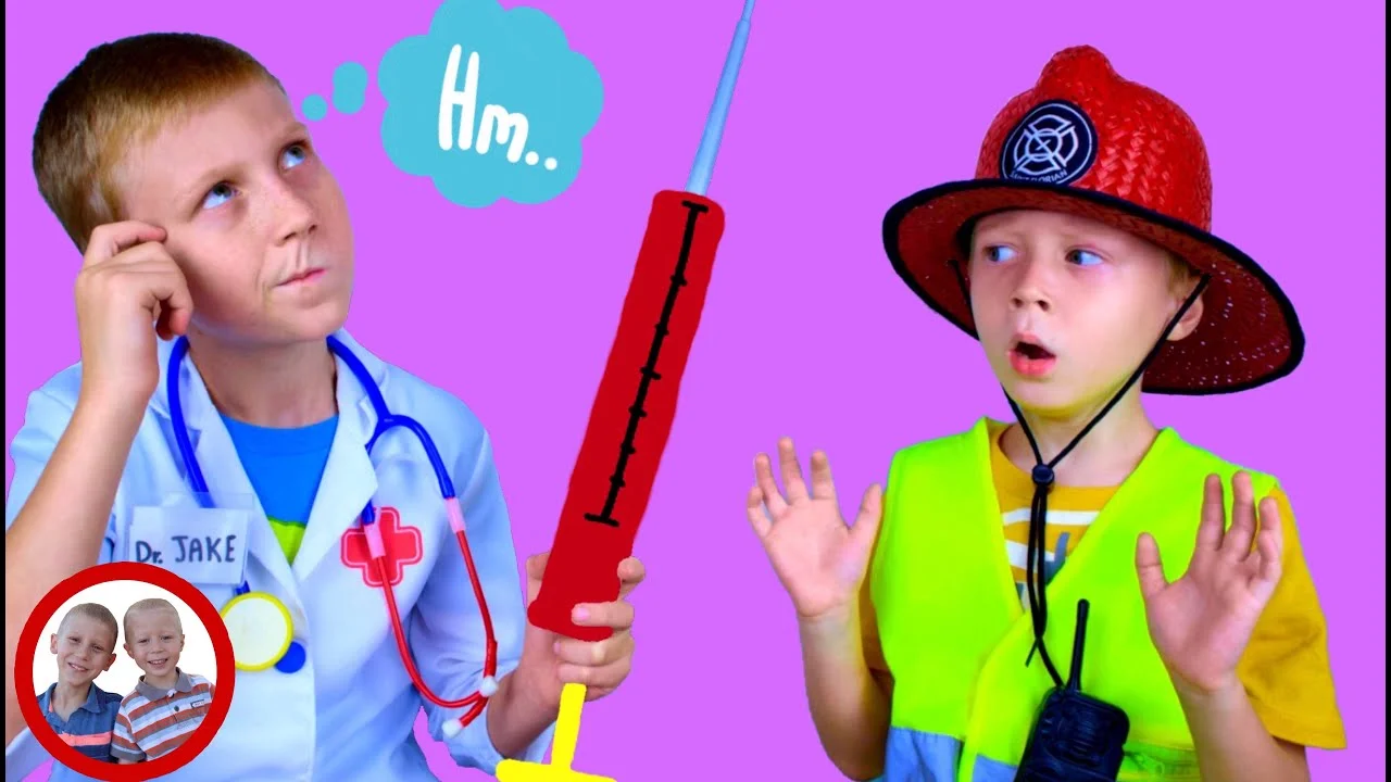 Fire in doctor's office! Mike and Jake pretend play